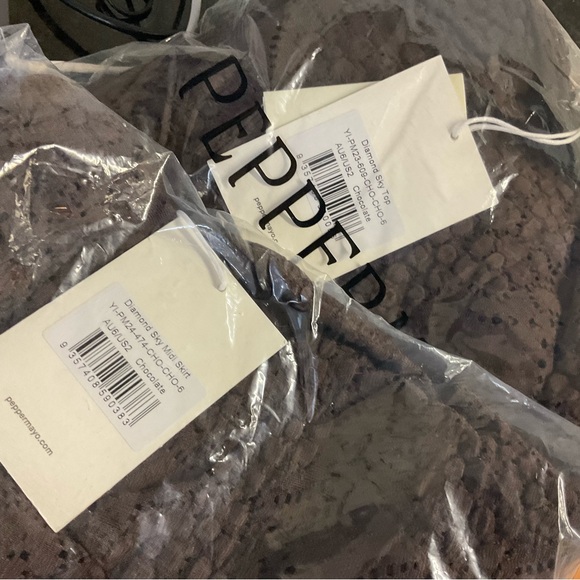 NWT Peppermayo Diamond Sky Midi Skirt Asymmetrical Chocolate - Picture 4 of 4